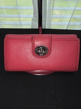COACH Pink Leather Turn-Lock Wallet